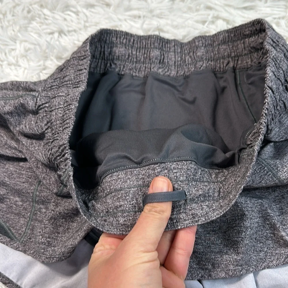 Lululemon Hotty Hot Short 2.5